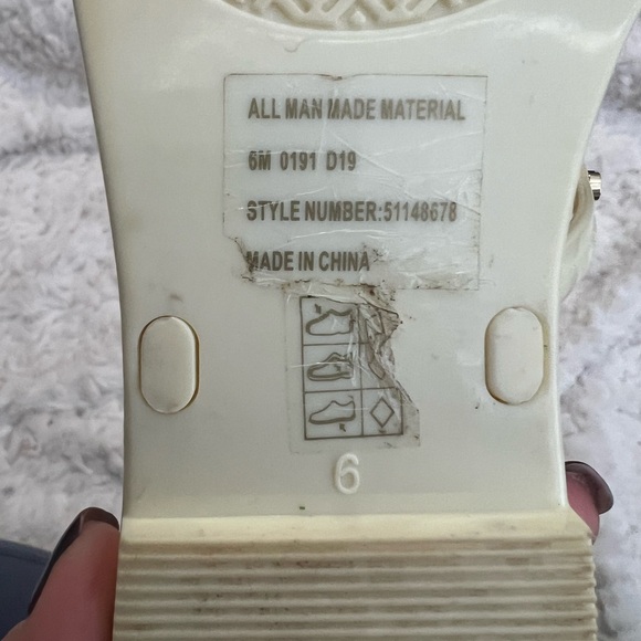 Tory Burch Cream/ Ivory Jelly Sandals with Gold Accents - Picture 3 of 4